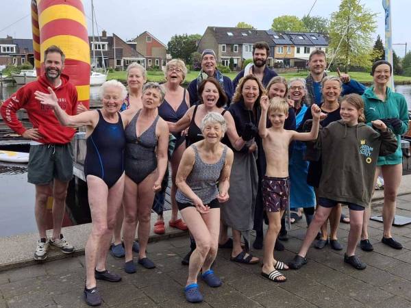 Winderige en regenachtige tweede dag Bloeiweek Akkrum-Nes