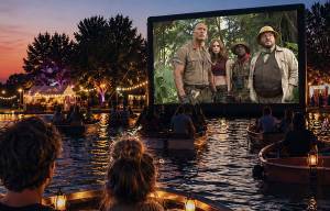 Drijf-in Bioscoop brengt Jumanji naar het water bij Akkrum