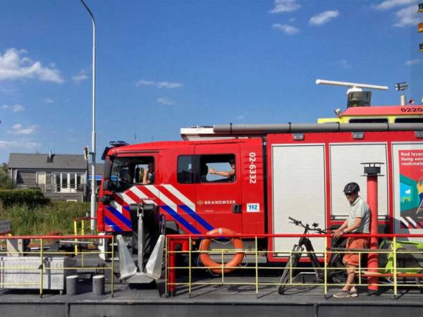 Brandweer Akkrum blust brandje op eiland De Burd