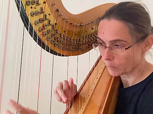 Bosk Akkrum woensdag: harpiste Kathelijne Schelfhout