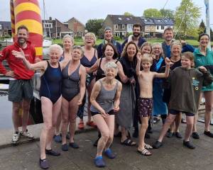 Winderige en regenachtige tweede dag Bloeiweek Akkrum-Nes